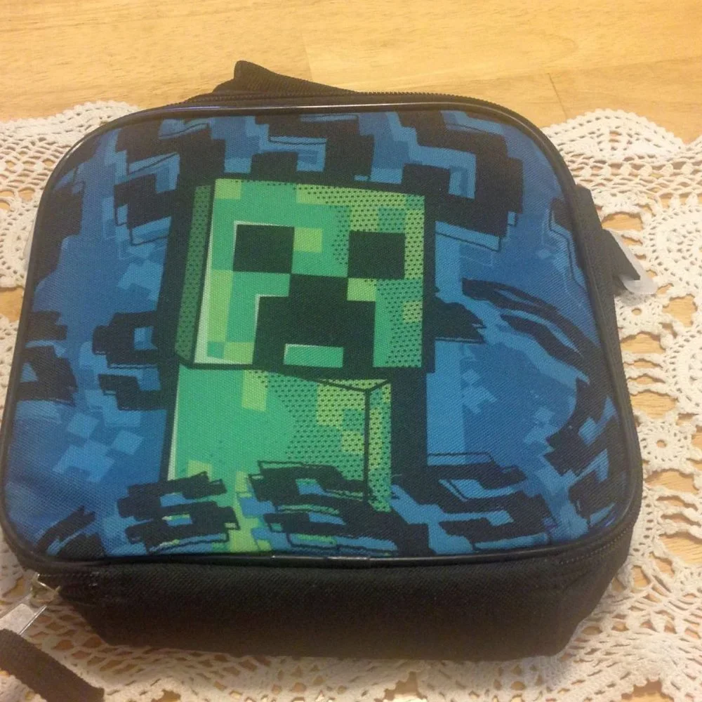Minecraft insulated lunch bag and pencil case